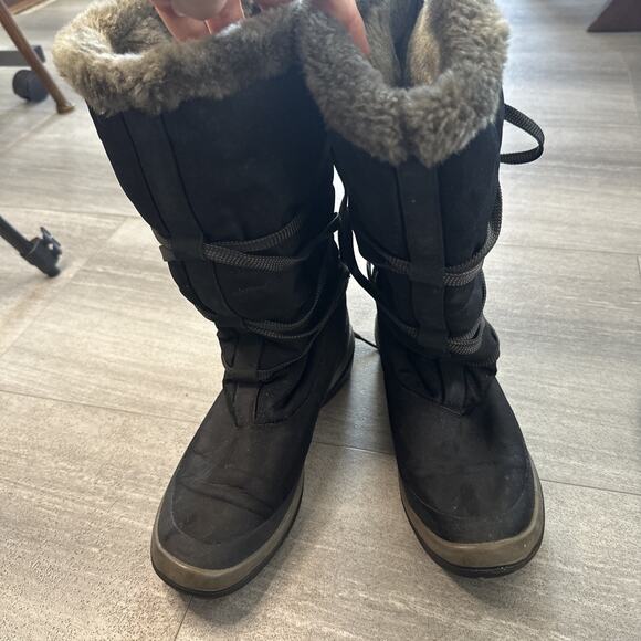 Timberland Fleece Faux Fur Lined Winter Snow Women Boots Black Size 9 18323 - Picture 2 of 7